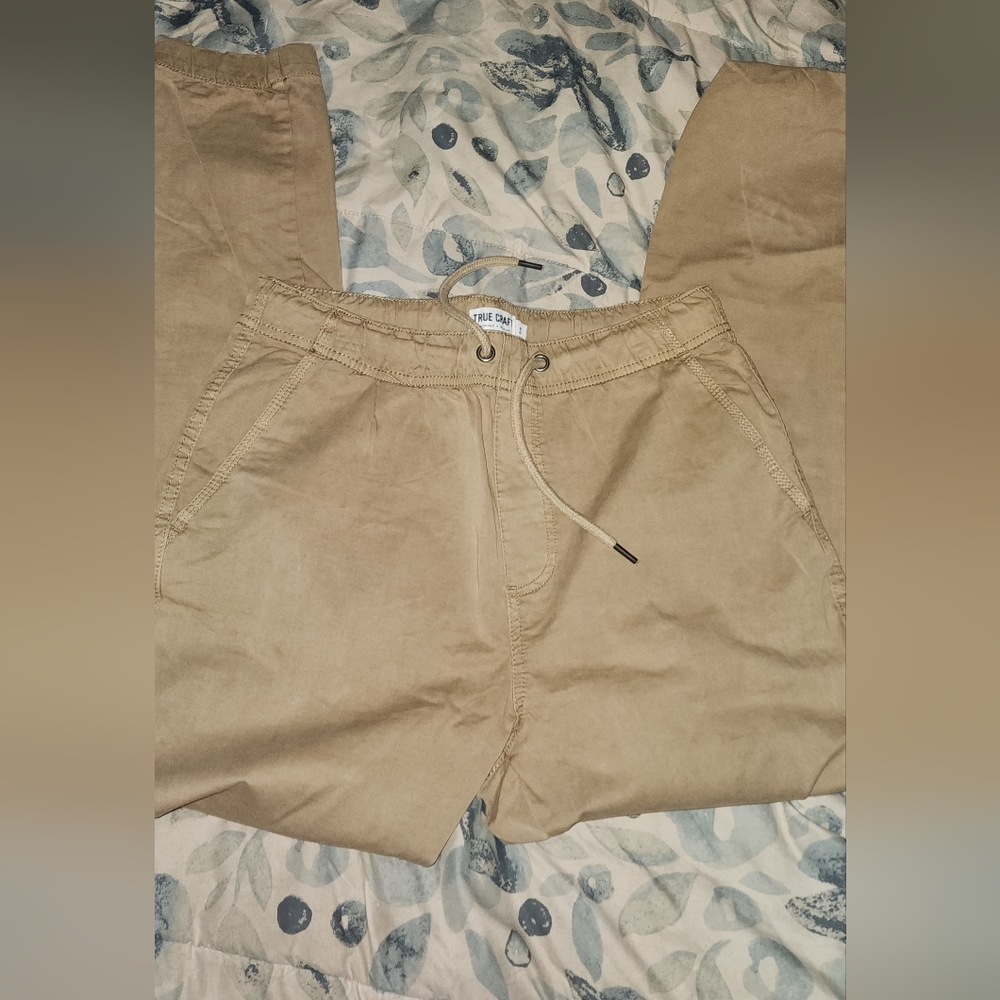 Men khaki jogger style pants size Small